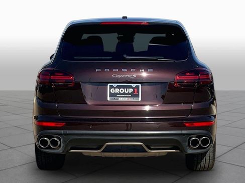 Used 2018 Porsche Cayenne S AWD/4WD image 5