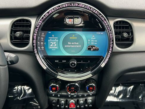 Used 2023 MINI Cooper S image 24