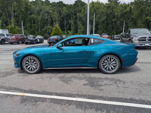 New 2026 Ford Mustang Coupe RWD image 7