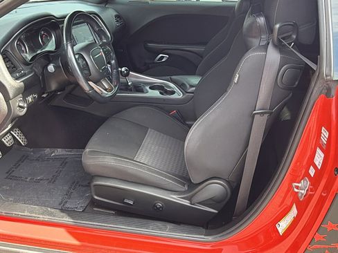 Used 2021 Dodge Challenger R/T w/ Performance Handling Group image 16