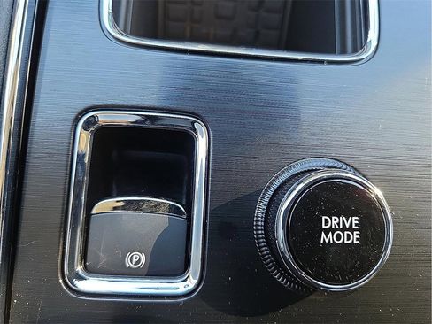 New 2026 Lincoln Aviator 2WD image 17