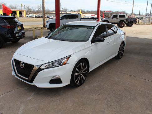 Used 2022 Nissan Altima 2.5 SR image 42