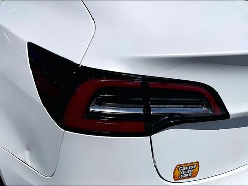 Used 2018 Tesla Model 3 Long Range RWD image 28