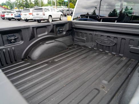 Used 2018 Ford F150 Raptor w/ Equipment Group 802A Luxury AWD/4WD image 27