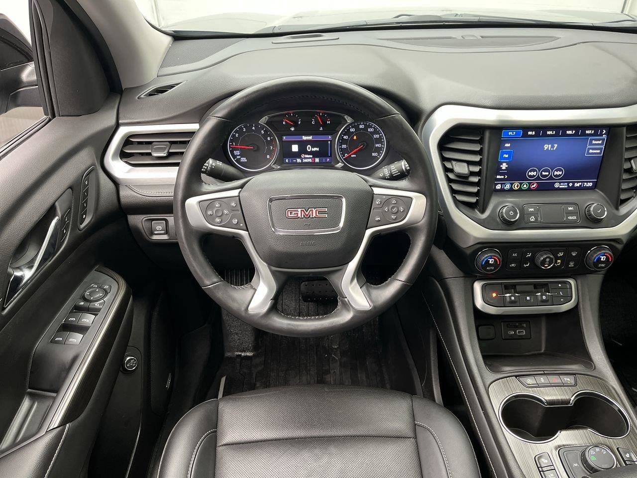 Certified 2022 GMC Acadia SLT w/ Elevation Edition AWD/4WD image 17