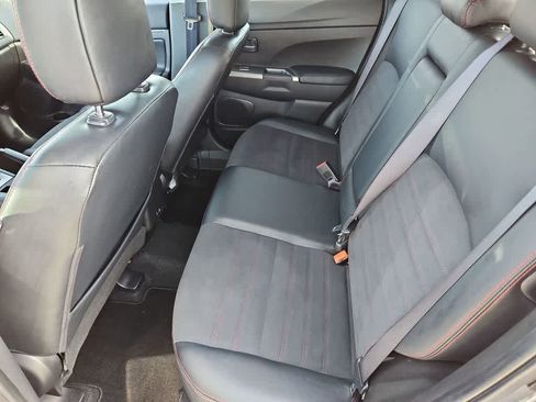 Used 2024 Mitsubishi Outlander Sport SE image 20