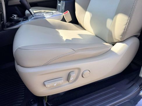 Certified 2024 Toyota 4Runner SR5 Premium w/ Moonroof Package AWD/4WD image 19