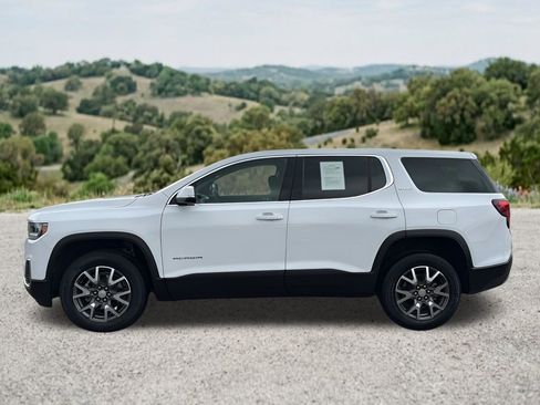 Used 2023 GMC Acadia SLE FWD image 2