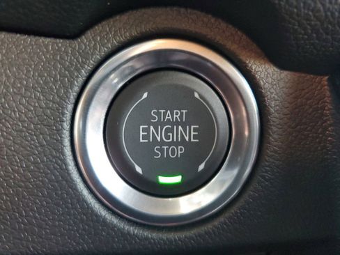 New 2026 Chevrolet Traverse RS w/ LPO, Floor Liner Package image 30