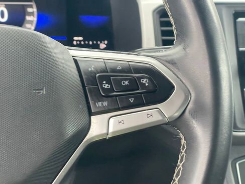 Used 2022 Volkswagen Atlas Cross Sport SE image 15