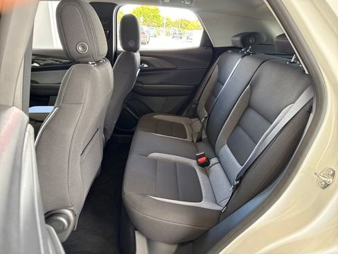New 2026 Chevrolet TrailBlazer LT w/ LT Cold Weather Package FWD image 25