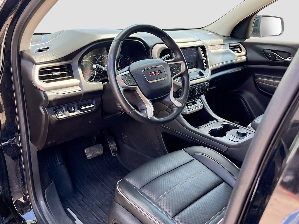 Used 2022 GMC Acadia Denali w/ Denali Ultimate Package AWD/4WD image 9