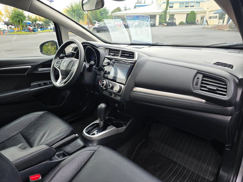 Used 2019 Honda Fit EX image 4
