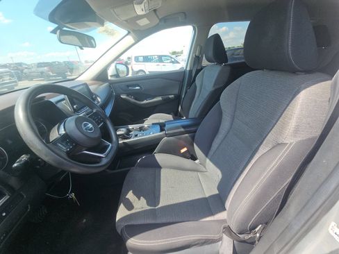 Used 2021 Nissan Rogue SV FWD image 3