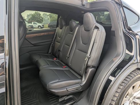 Used 2020 Tesla Model X Long Range AWD/4WD image 15