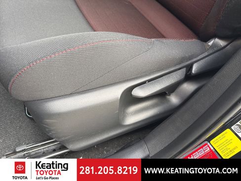 Used 2023 Toyota Corolla SE image 14