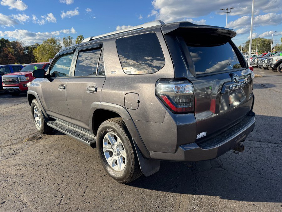 Used 2015 Toyota 4Runner 4WD image 3