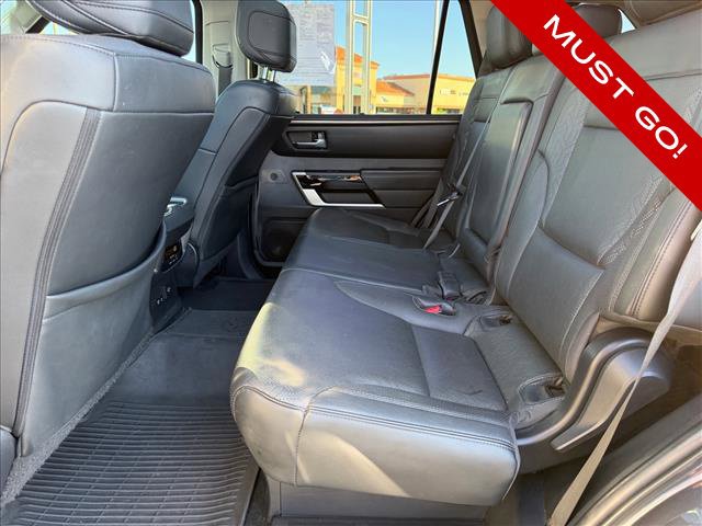 Used 2023 Toyota Sequoia Limited AWD/4WD image 7