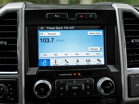 Used 2017 Ford F150 Lariat w/ Equipment Group 502A Luxury image 30