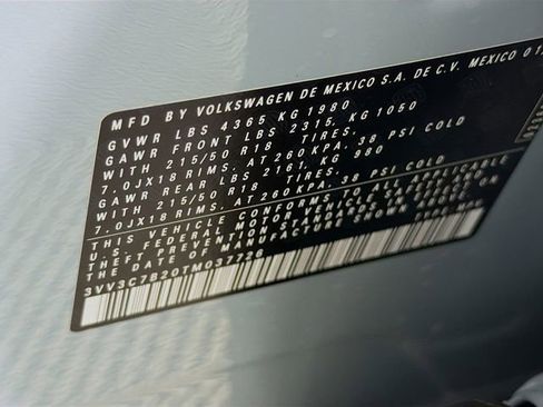 New 2026 Volkswagen Taos SE image 30