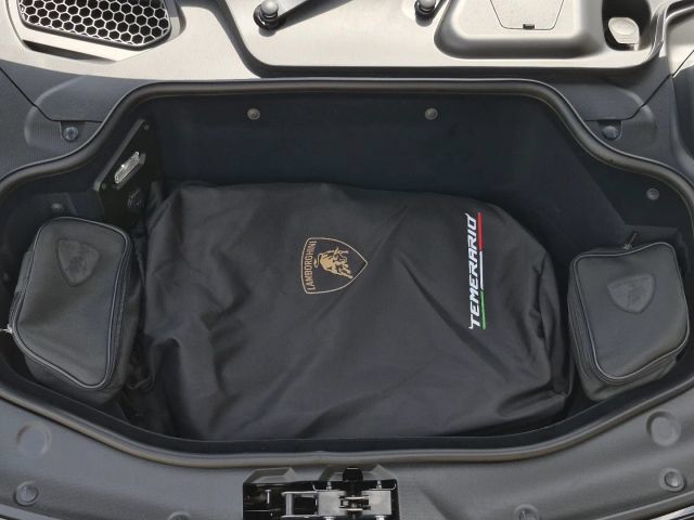 Used 2026 Lamborghini Temerario AWD/4WD image 40