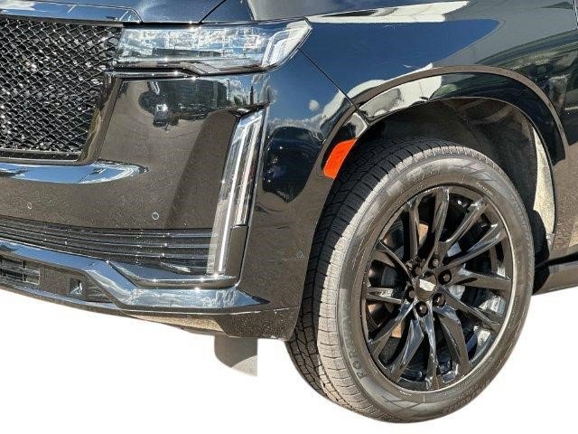 Certified 2024 Cadillac Escalade Sport Platinum w/ LPO, ONYX Package AWD/4WD image 8