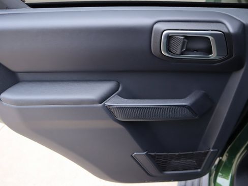 New 2025 Ford Bronco Outer Banks image 17