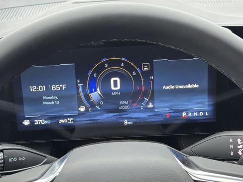 New 2026 Chevrolet Equinox LT w/ Convenience Package II image 17