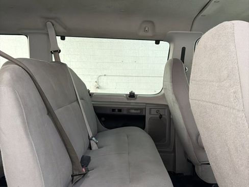 Used 2011 Ford E-350 and Econoline 350 XL w/ PWR Windows & Locks Group image 34