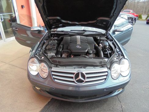 Used 2004 Mercedes-Benz SL 500 w/ Trim Pkg image 44