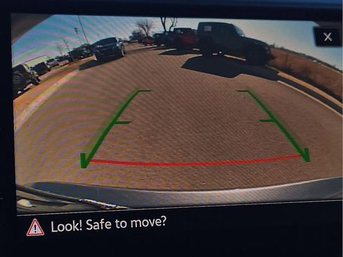 Used 2024 Volkswagen Taos SE image 13