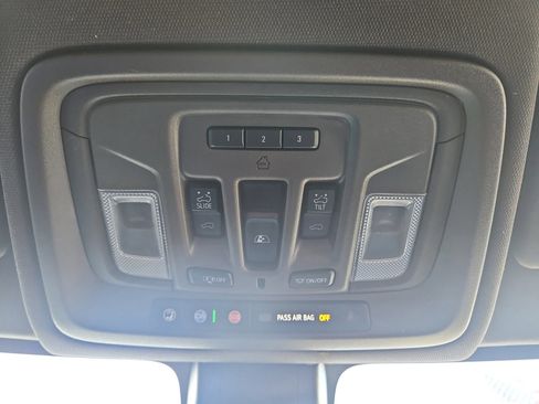 Used 2022 GMC Sierra 1500 SLT w/ SLT Premium Plus Package image 10