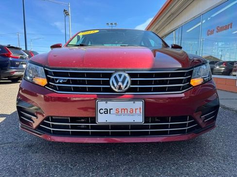 Used 2018 Volkswagen Passat 2.0T R-Line FWD image 2