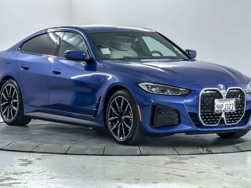 Used 2023 BMW i4 eDrive40 w/ M Sport Package RWD image 9