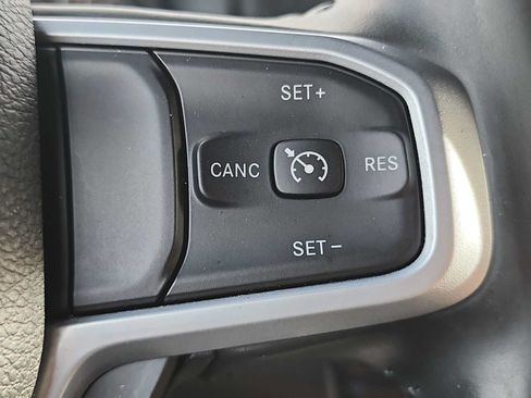 Used 2022 RAM 1500 Big Horn RWD image 13