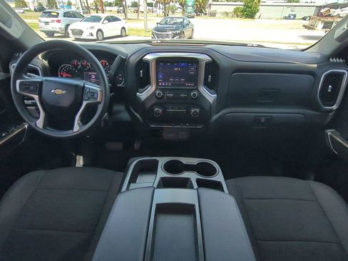 Used 2019 Chevrolet Silverado 1500 LT RWD image 17