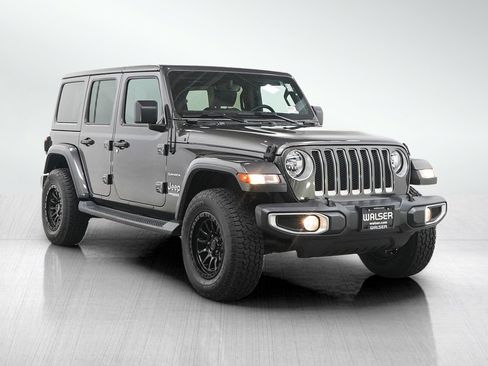 Used 2020 Jeep Wrangler Unlimited Sahara AWD/4WD image 8