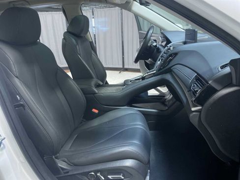 Used 2024 Acura RDX SH-AWD image 14