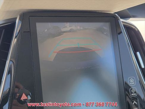 Used 2017 Toyota Prius Prime Premium FWD image 21