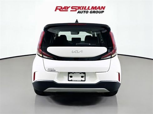 Used 2023 Kia Soul LX w/ Option Group 015 image 6