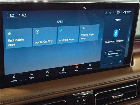 Used 2022 Lincoln Nautilus Reserve w/ Equipment Group 202A AWD/4WD image 13