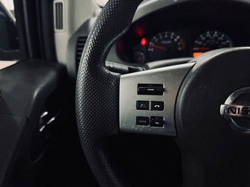 Used 2018 Nissan Frontier S image 20