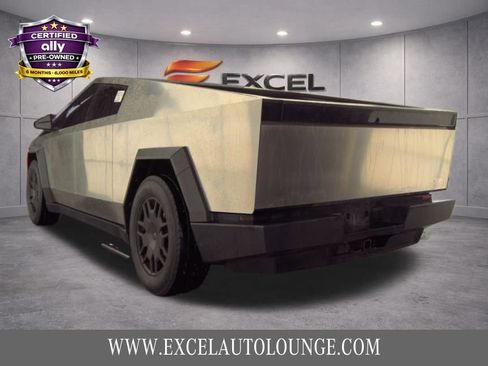 Used 2024 Tesla Cybertruck Cyberbeast AWD/4WD image 3