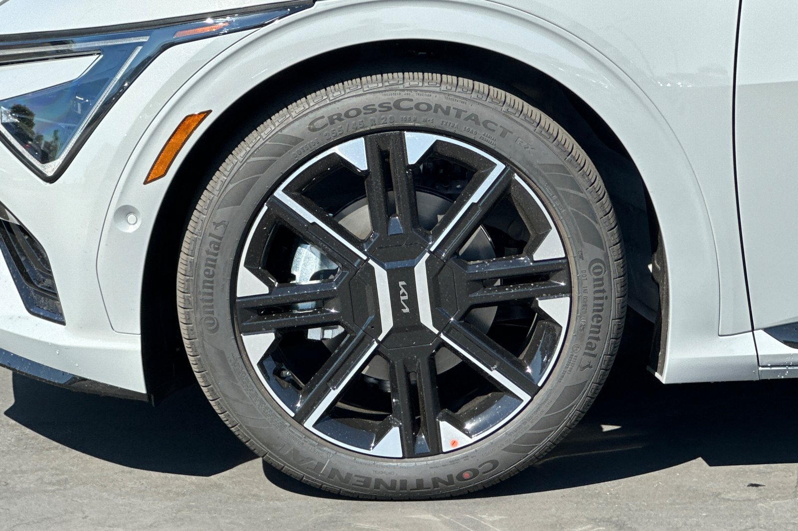 New 2026 Kia EV6 GT-Line AWD/4WD image 25