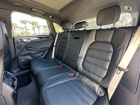 Used 2026 Porsche Macan S AWD/4WD image 38