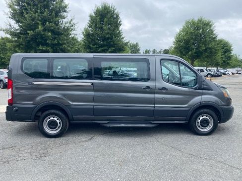 Used 2017 Ford Transit 350 XL RWD image 6