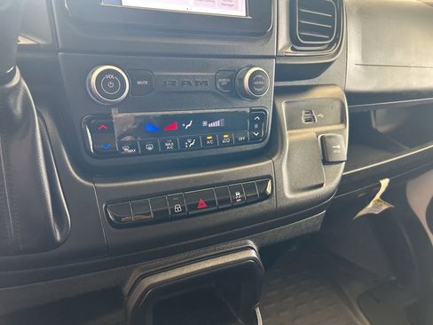 Used 2025 RAM ProMaster 2500 w/ Convenience Group FWD image 46