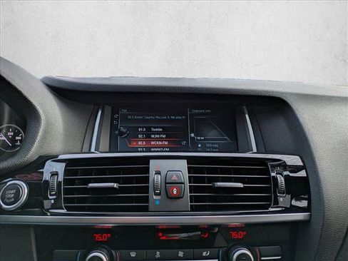 Used 2018 BMW X4 M40i image 12