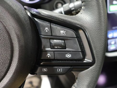 Used 2025 Subaru Forester Premium AWD/4WD image 33