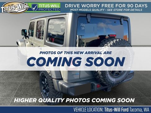 Used 2023 Jeep Wrangler Unlimited w/ Cold Weather Group image 3